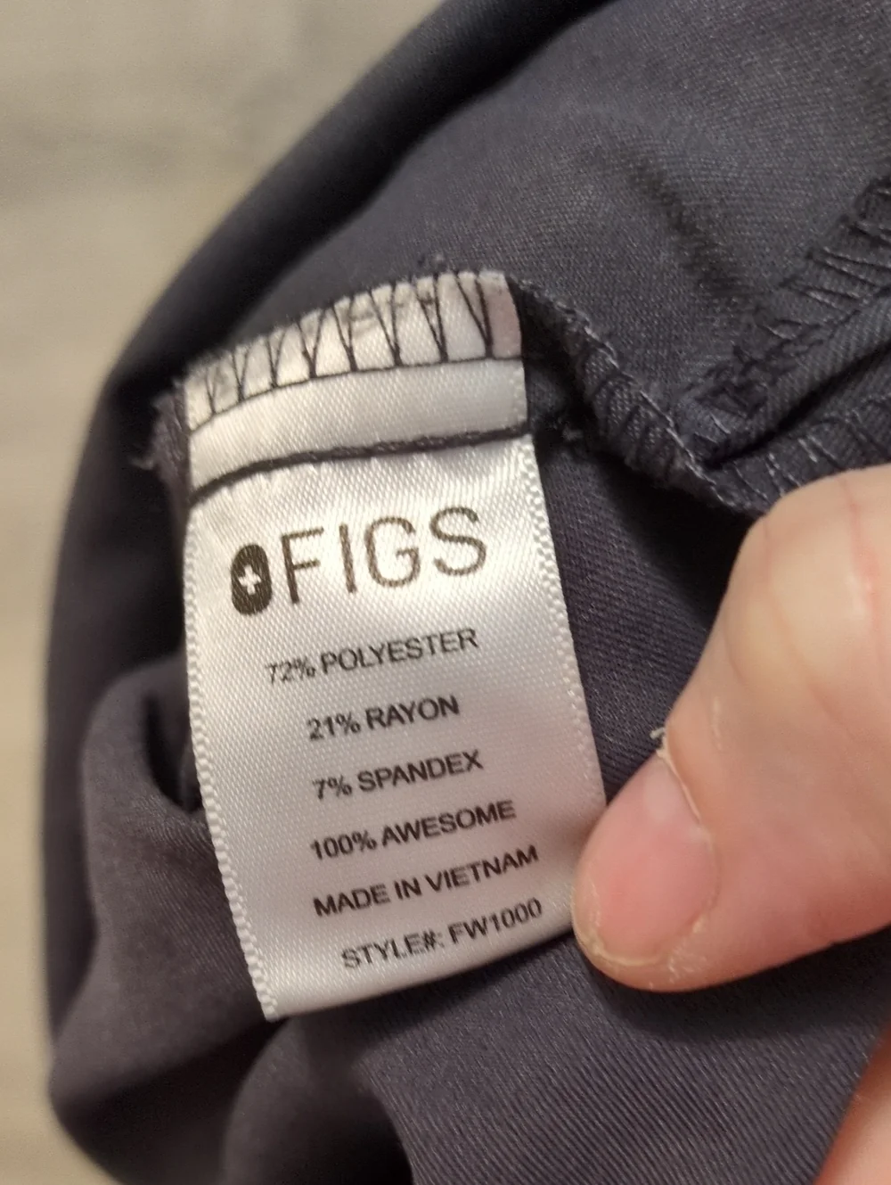 Figs Catarina One Pocket Gray Scrub Top Size Medium